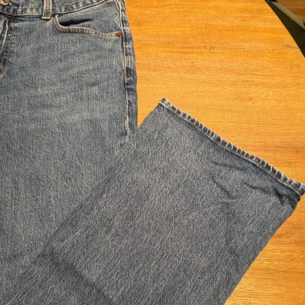 Abercrombie & Fitch Curve Love Bootcut Jean – 29 Short – Mid Rise - Picture 6 of 8